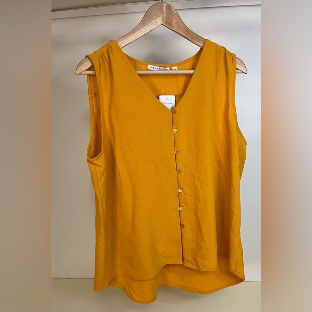 NWT Notations mustard button front sleeveless top PXL